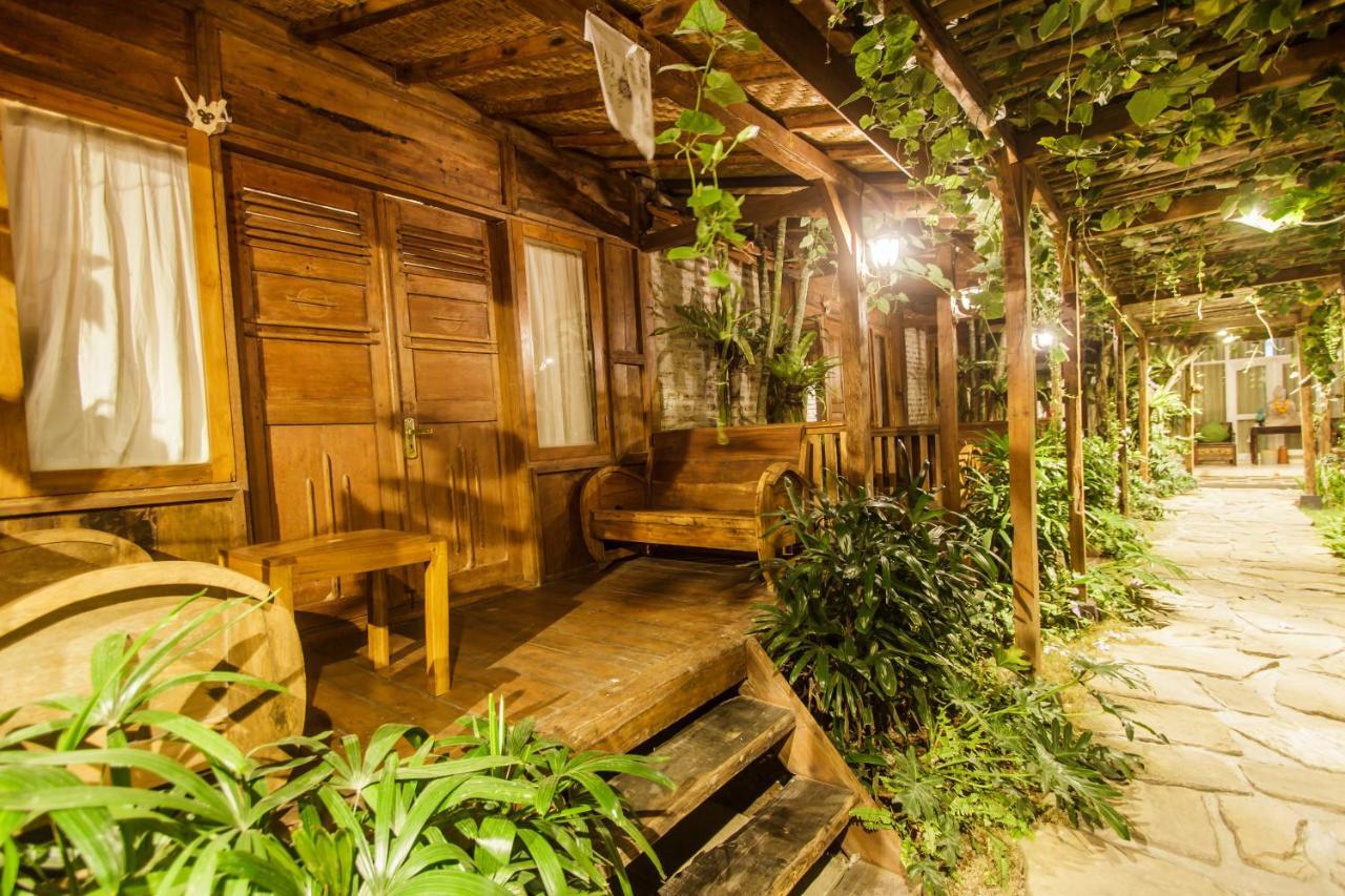 Bening Hut And Spa Seminyak Exteriör bild